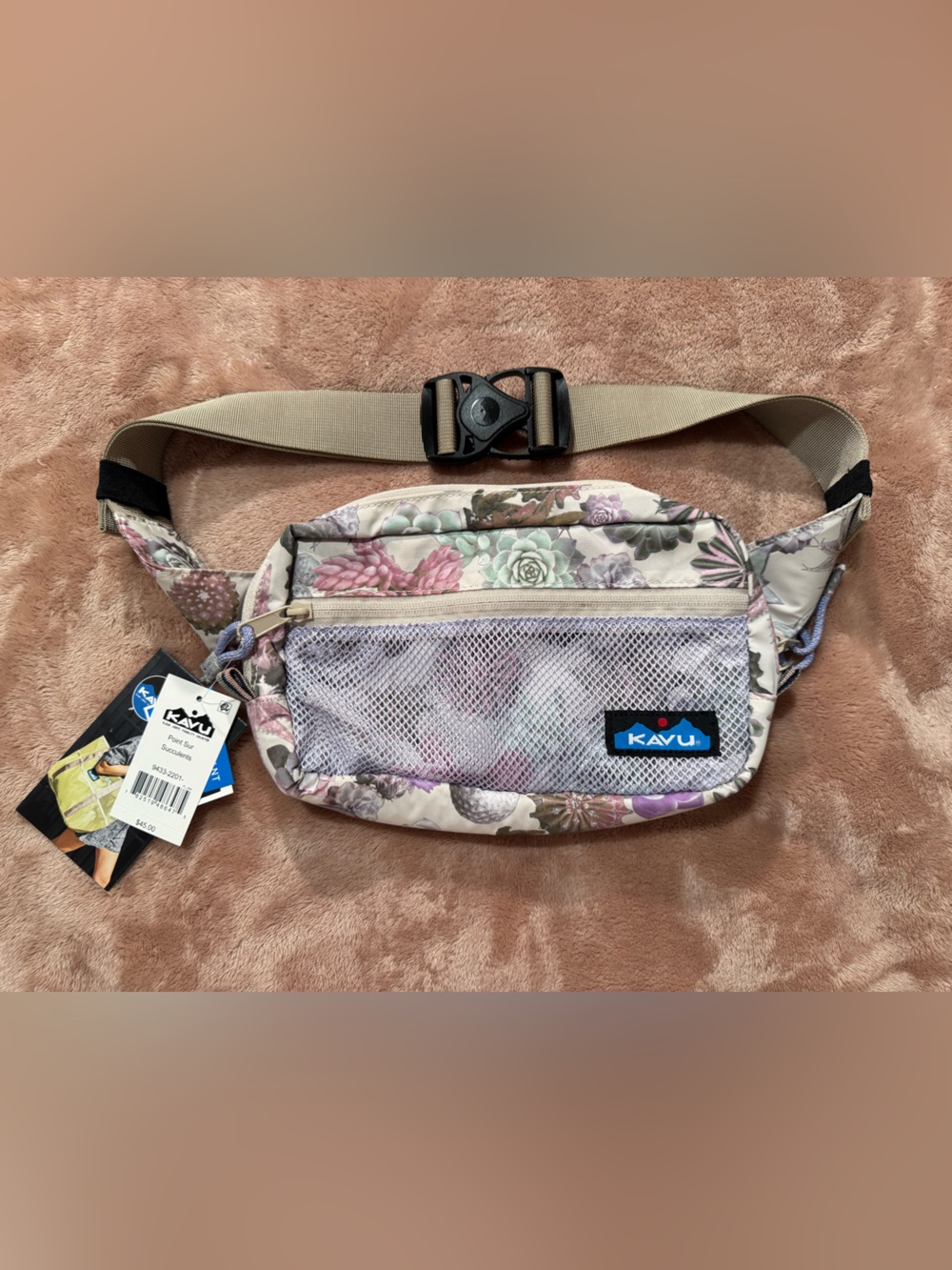 NWT Kavu Point Sur Fanny Pack/Crossbody/Belt Bag, Succulents Print